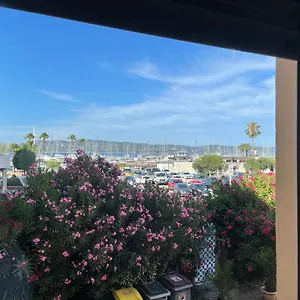Spacious Marina & View Appartement