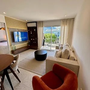 5*, Vue Et Acces Appartement
